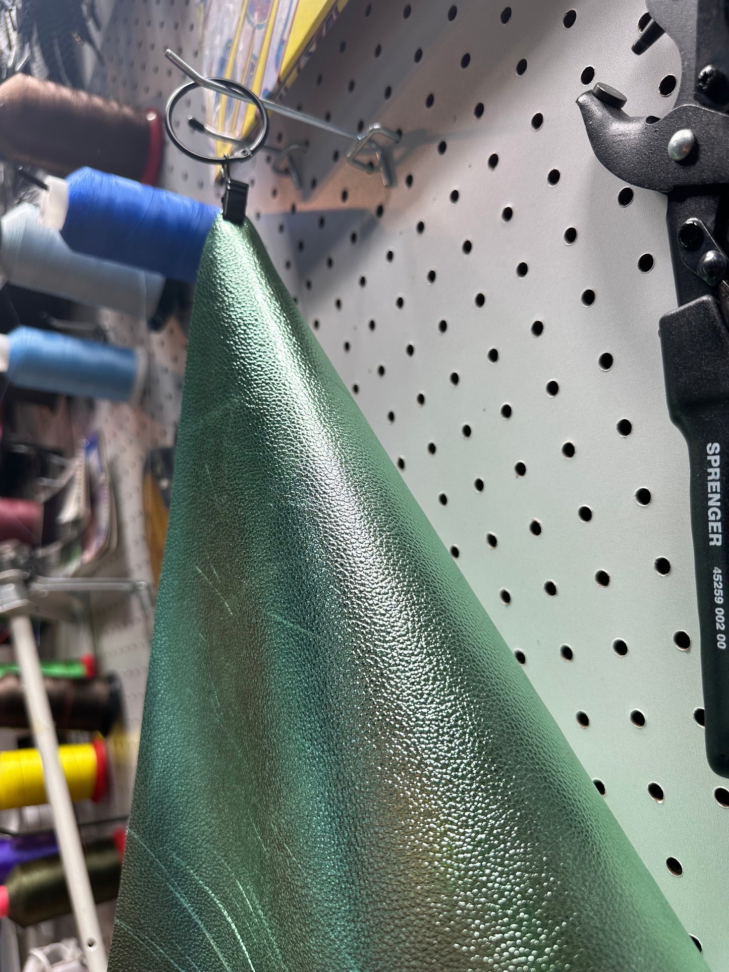 Leather - Metalic Pebble Emerald Green PU