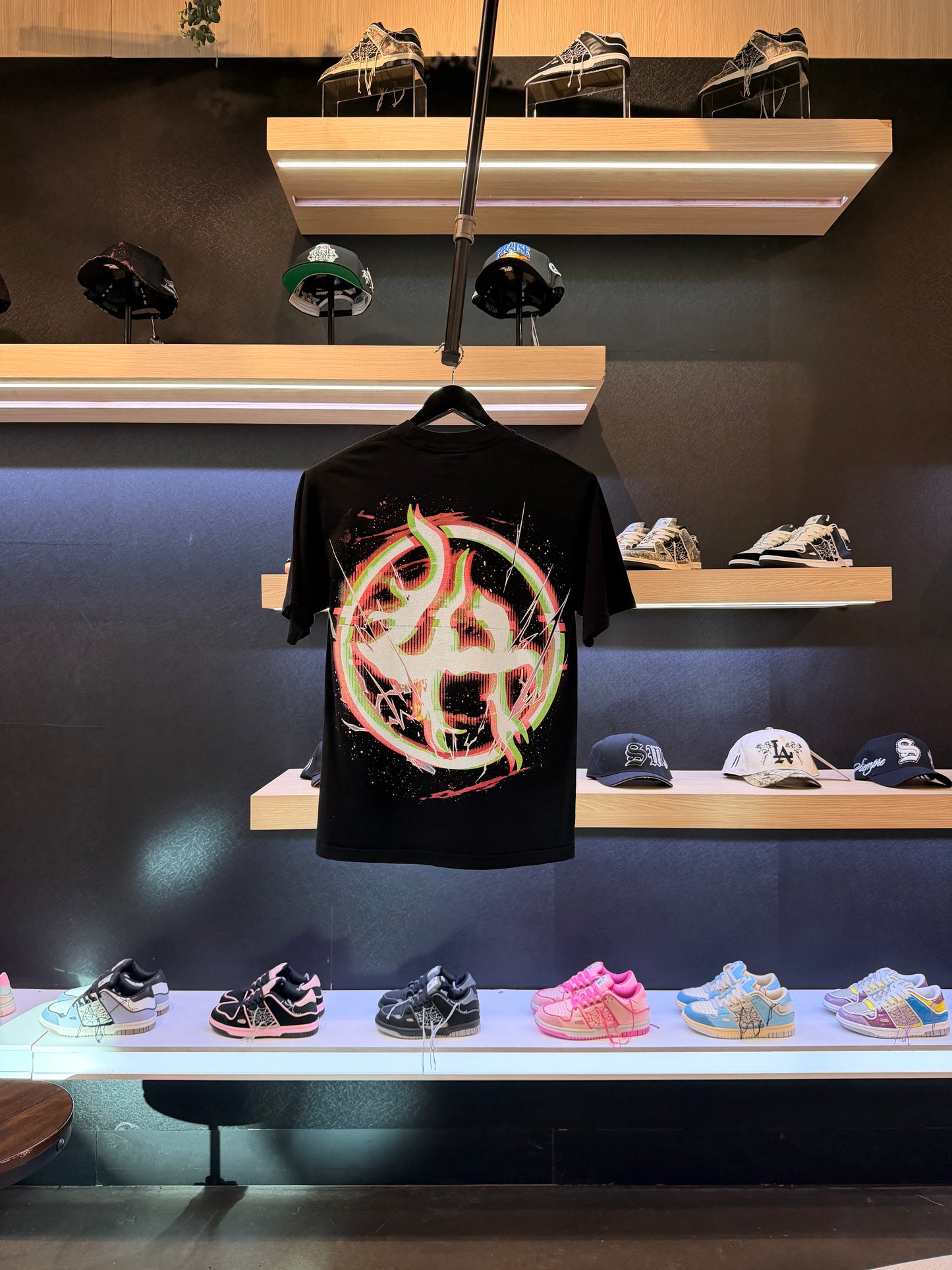 Lost hills Neon Black Tee