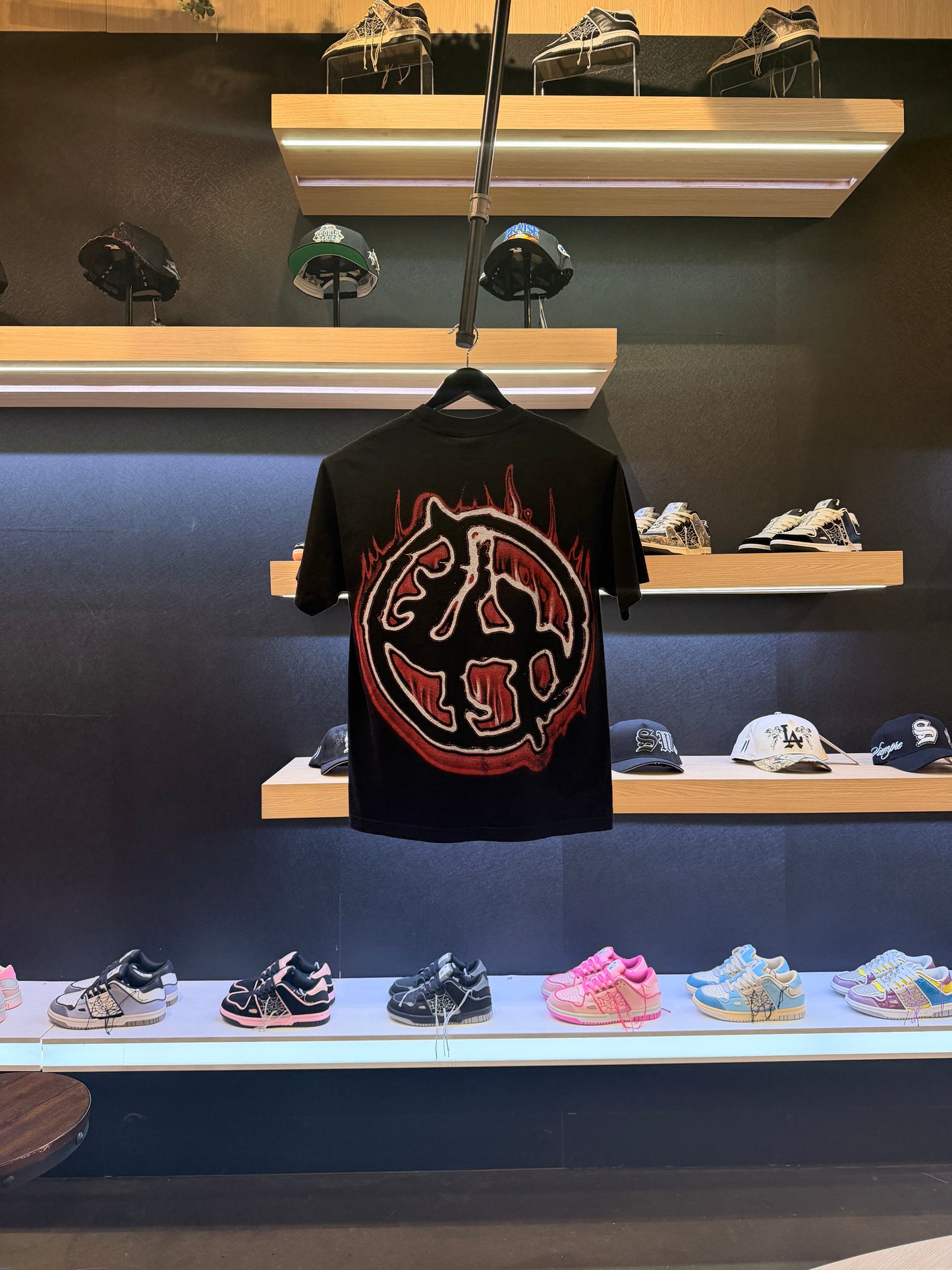 Lost hills red Graphic Tee