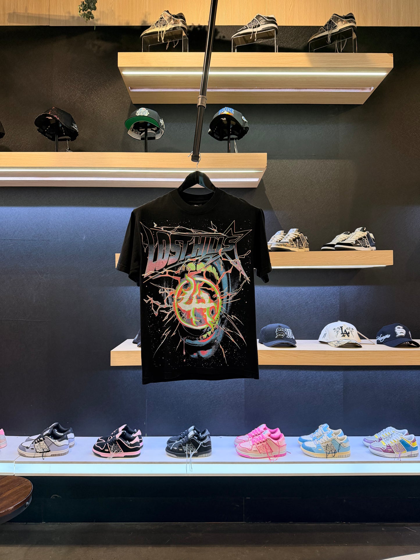Lost hills Neon Black Tee