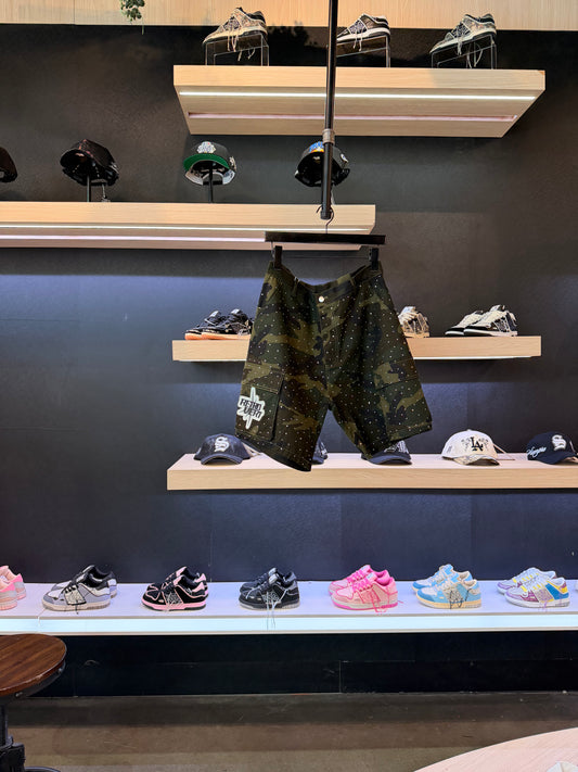 Retrovert camo rhinestone short