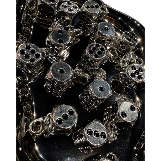 Charms - Dice (metal)
